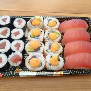 4x Tuna Nigiri 8x Tuna Maki 8x Spicy Tuna Roll Spicy Mayo Spicy Sesame Seeds