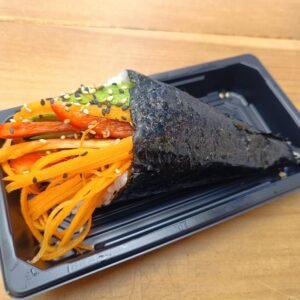 Vegetarian Temaki - 1 Cone Avocado Cucumber Carrot Red Pepper Sesame Seeds